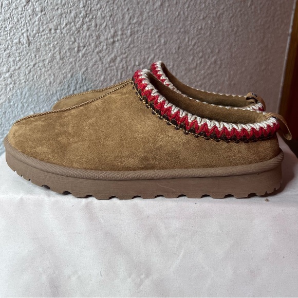 MattiseZen  Suede look Slip-On Shoes with Red Trim - Picture 2 of 4